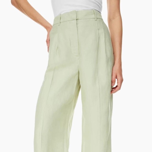 Aritzia Wilfred Pastel Sage Green Carrot Linen Pants in size 00 - Picture 6 of 7